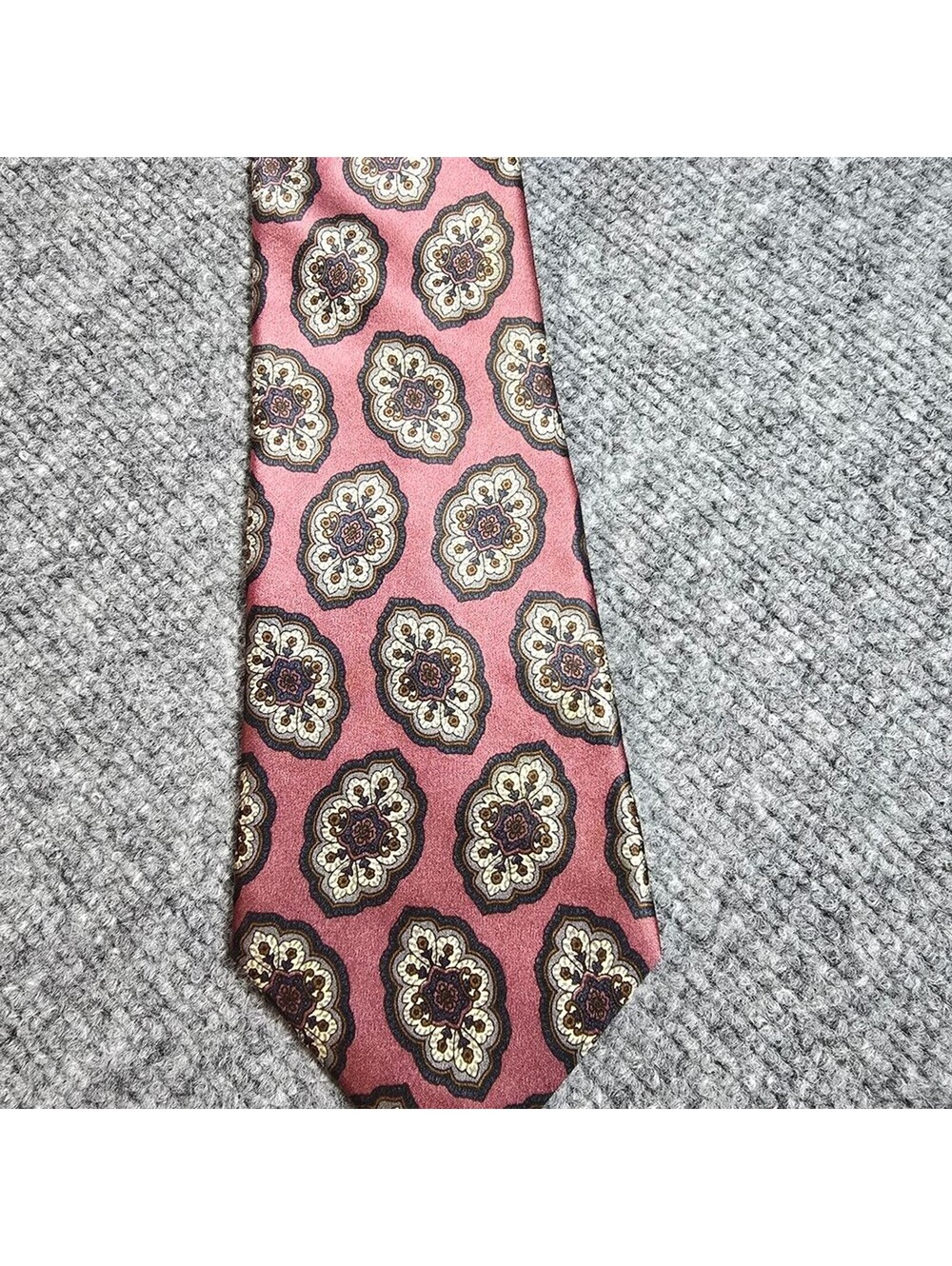 Christian Dior Monsieur Silk Tie Burgundy Floral Medallion Made USA Necktie